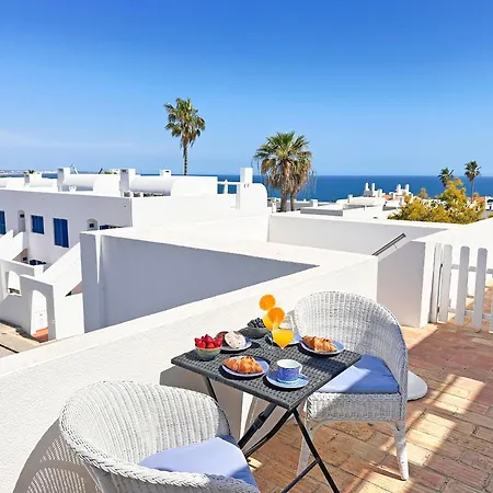 Sun & Sea Windmill Rooftop By Becherish * Albufeira